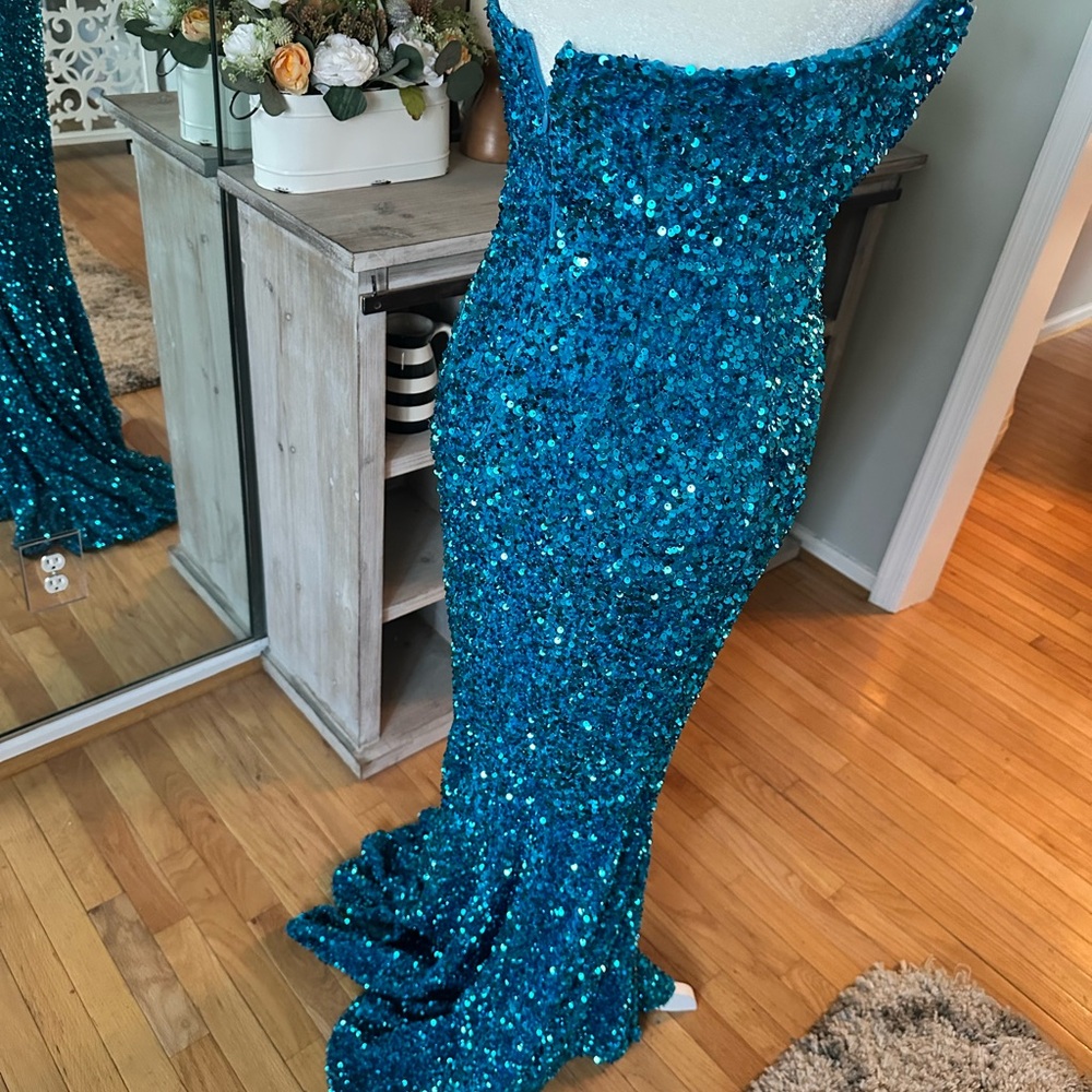 Strapless Mermaid Sequin Prom Dress - Aqua - Picture 8 of 10